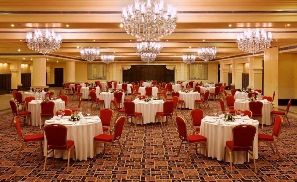 โฮเต็ล ทูลี อิมพีเรียล Hotel นาคปุระ ภายนอก รูปภาพ